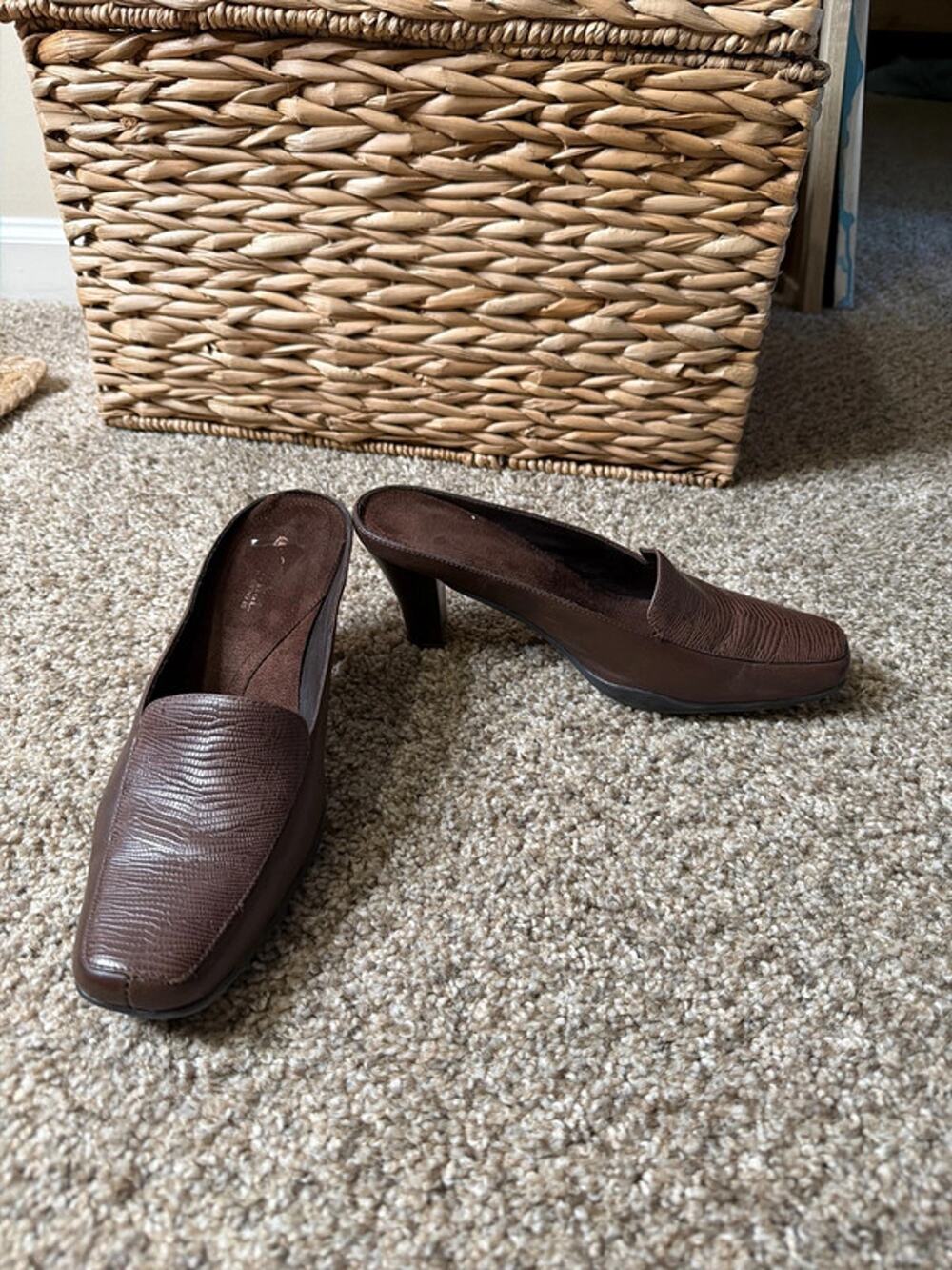 What’s what chinchona brown leather square tall mules EUC 7.5 455